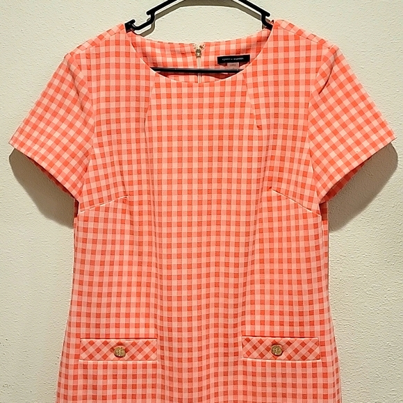 Tommy Hilfiger Dress, Checkered Womens size 12 - Picture 2 of 6